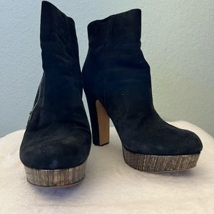 Vince Camuto  Leather/Suede Ankle Boots, Black, Women’s 6